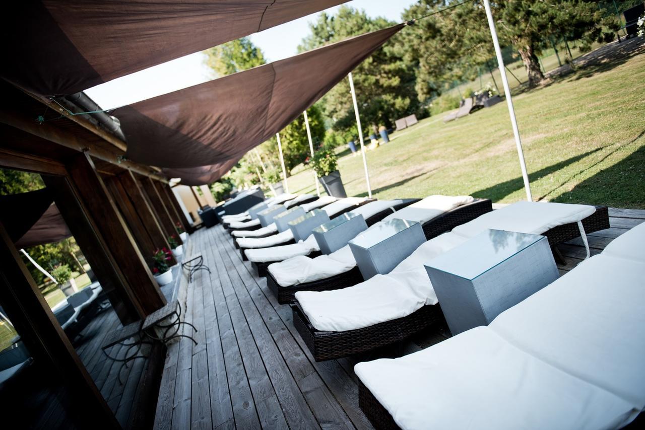 Domaine De Barive Hotel Sainte-Preuve Exterior photo